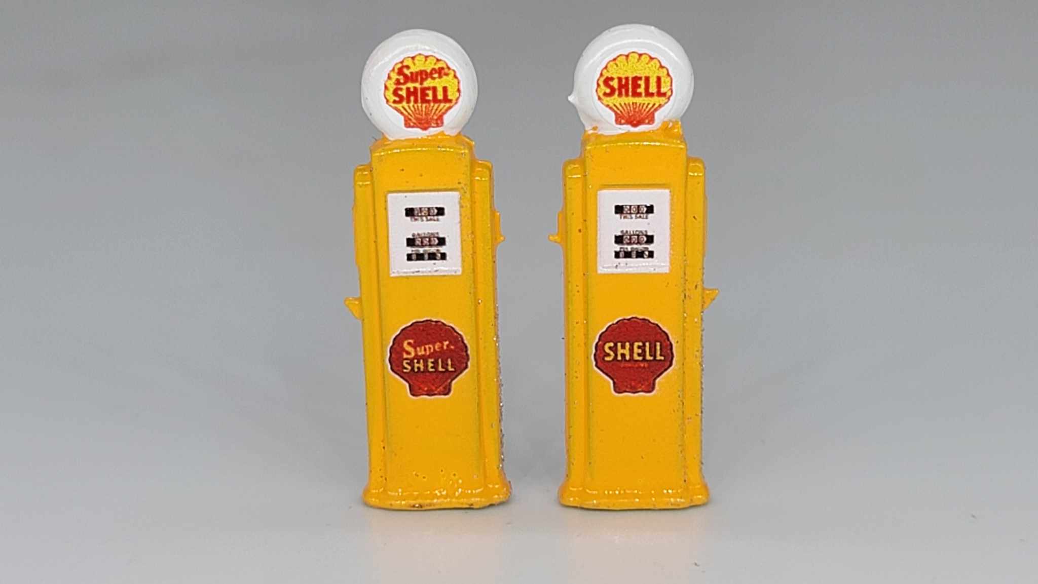 Deluxe Custom Gas Pumps - Shell (S Scale)