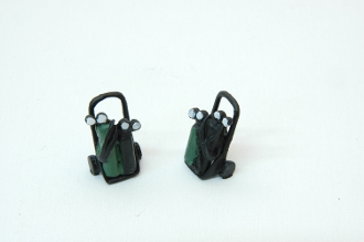 Welding Tanks and Carts(2) (HO Scale)
