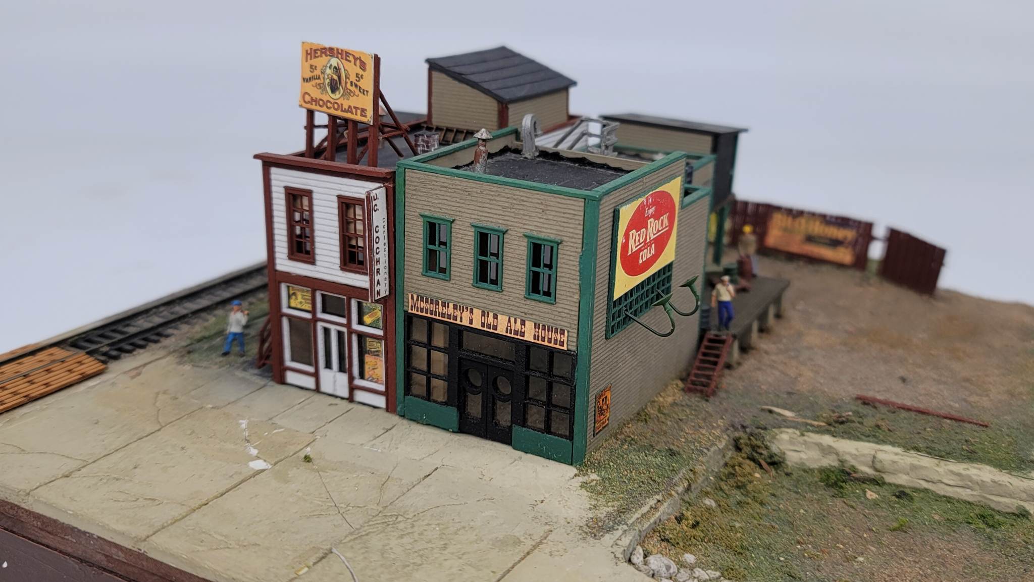 McSoreley's Old Ale House (N Scale)