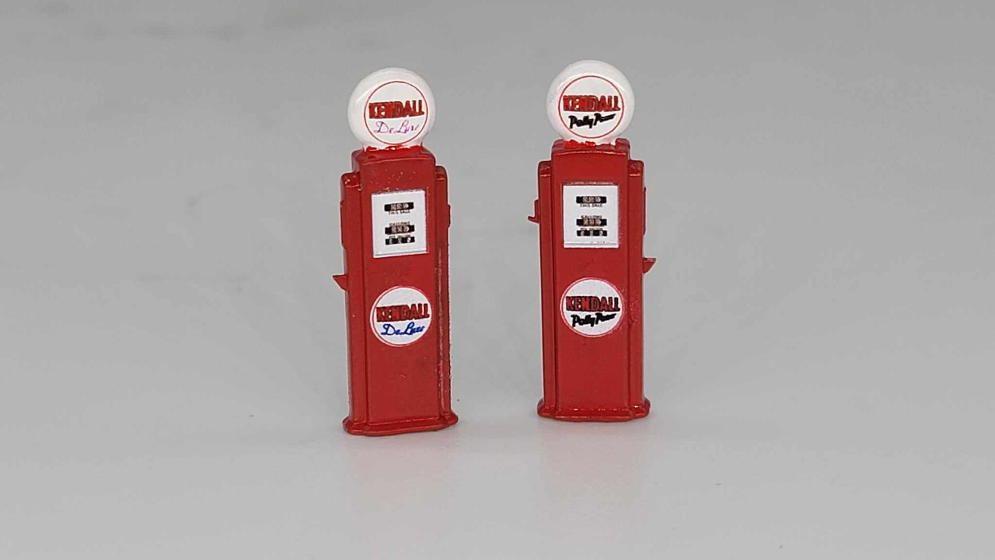 Deluxe Custom Gas Pump Kendall (S Scale)